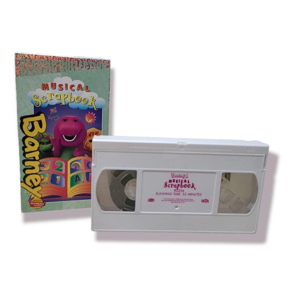 Barney Musical Scrapbook VHS Classic Collection Green Cover - Picture 3 of 3